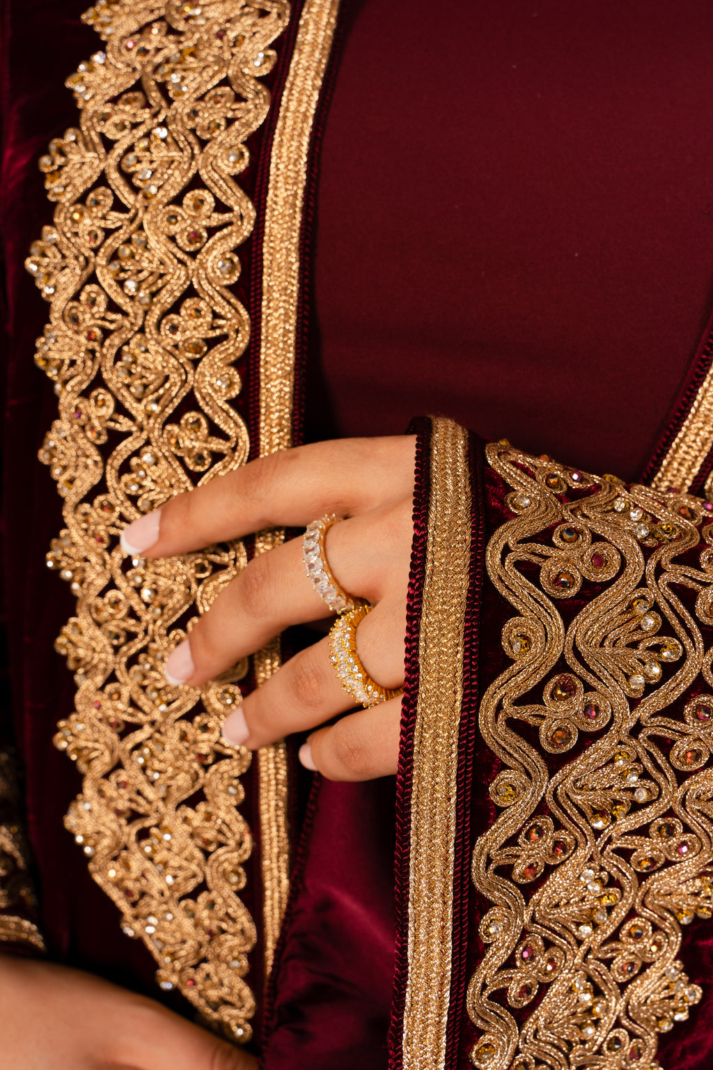 Abaya Scarlet