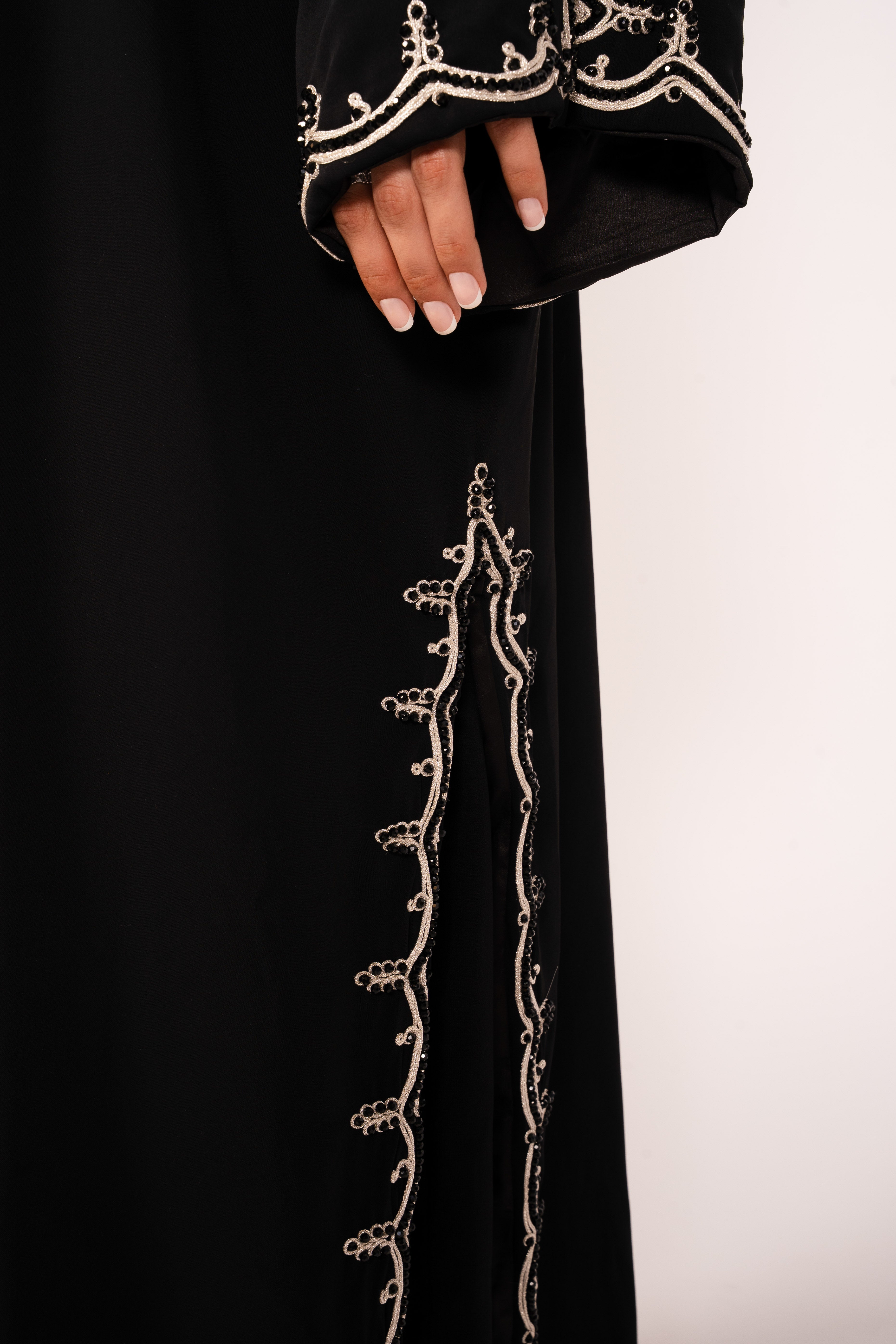 Abaya Noir/Silver Lining
