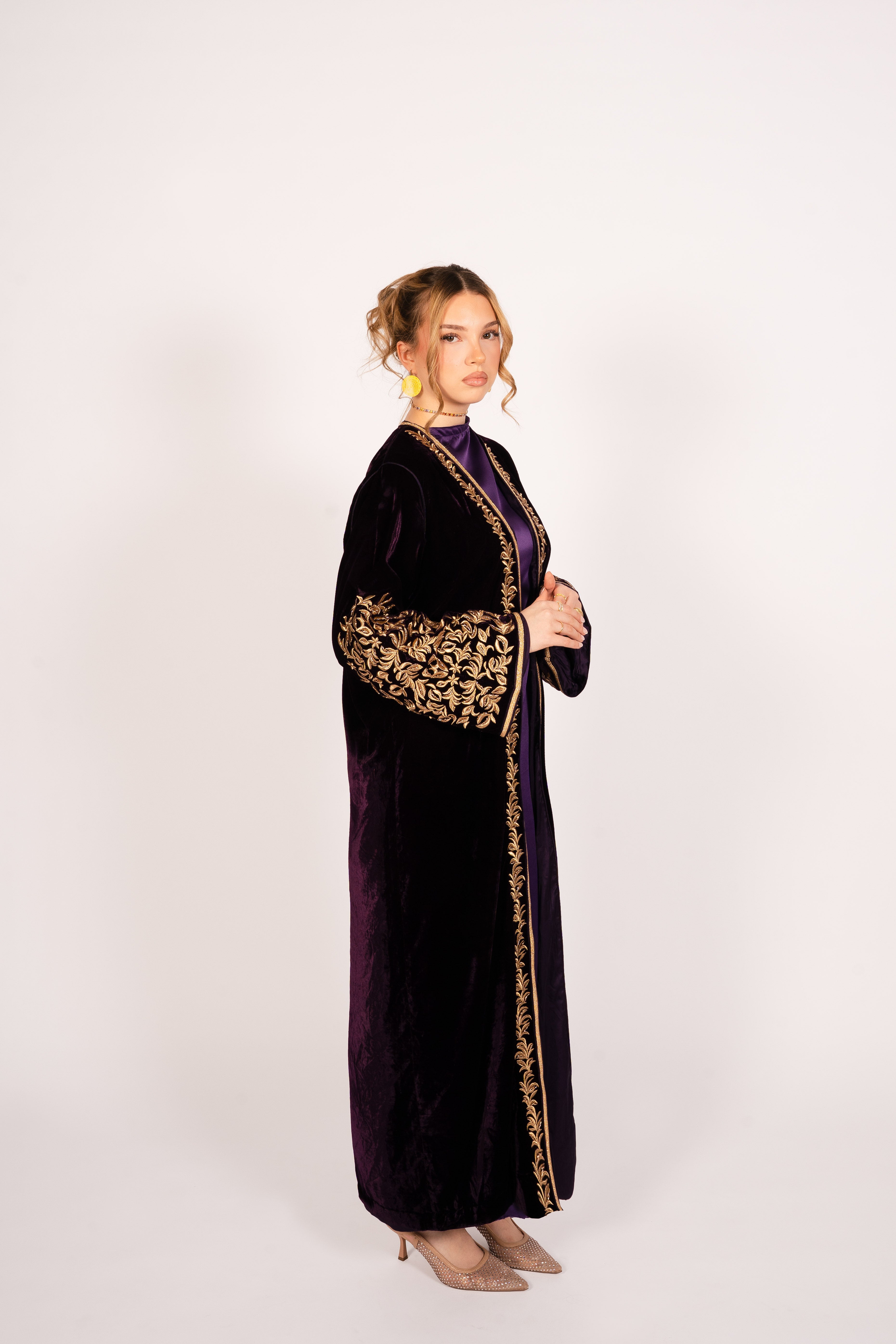 Abaya Plum
